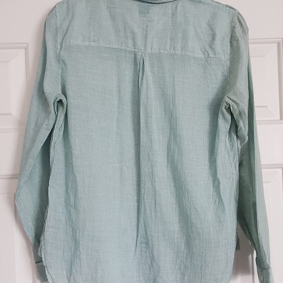 Fossil light button down - Picture 2 of 3